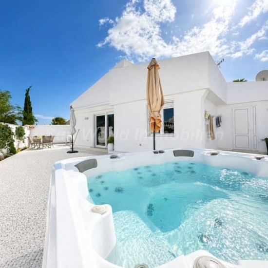 Bungalow for sale in Maspalomas, San Bartolomé de Tirajana
