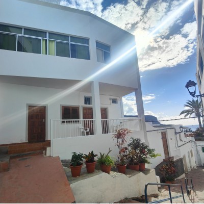 Commercial Property in Mogan