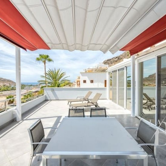 Villa for sale in Playa de Mogán, Mogán