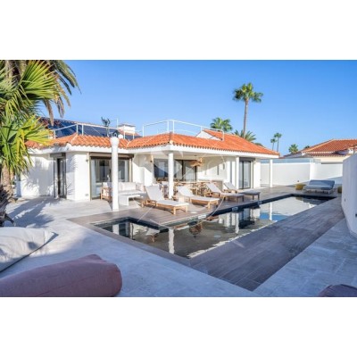 Villa for sale in Maspalomas, San Bartolomé de Tirajana