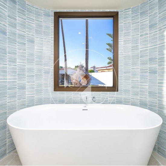 Villa for sale in Maspalomas, San Bartolomé de Tirajana