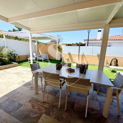 Villa for sale in Maspalomas, San Bartolomé de Tirajana