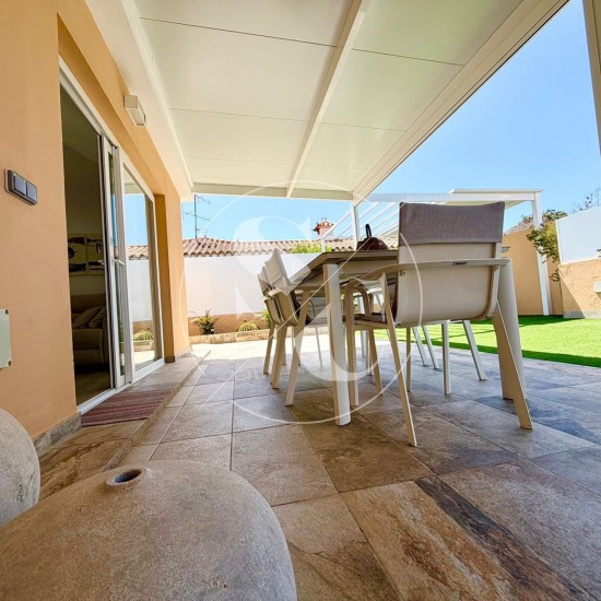 Villa for sale in Maspalomas, San Bartolomé de Tirajana