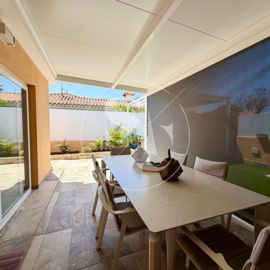Villa for sale in Maspalomas, San Bartolomé de Tirajana