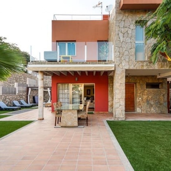 Villa for sale in Mogán