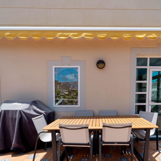 Penthouse for sale in Mogán