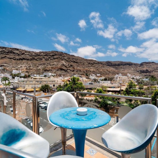 Penthouse for sale in Mogán
