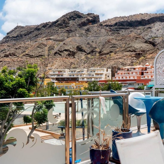Penthouse for sale in Mogán